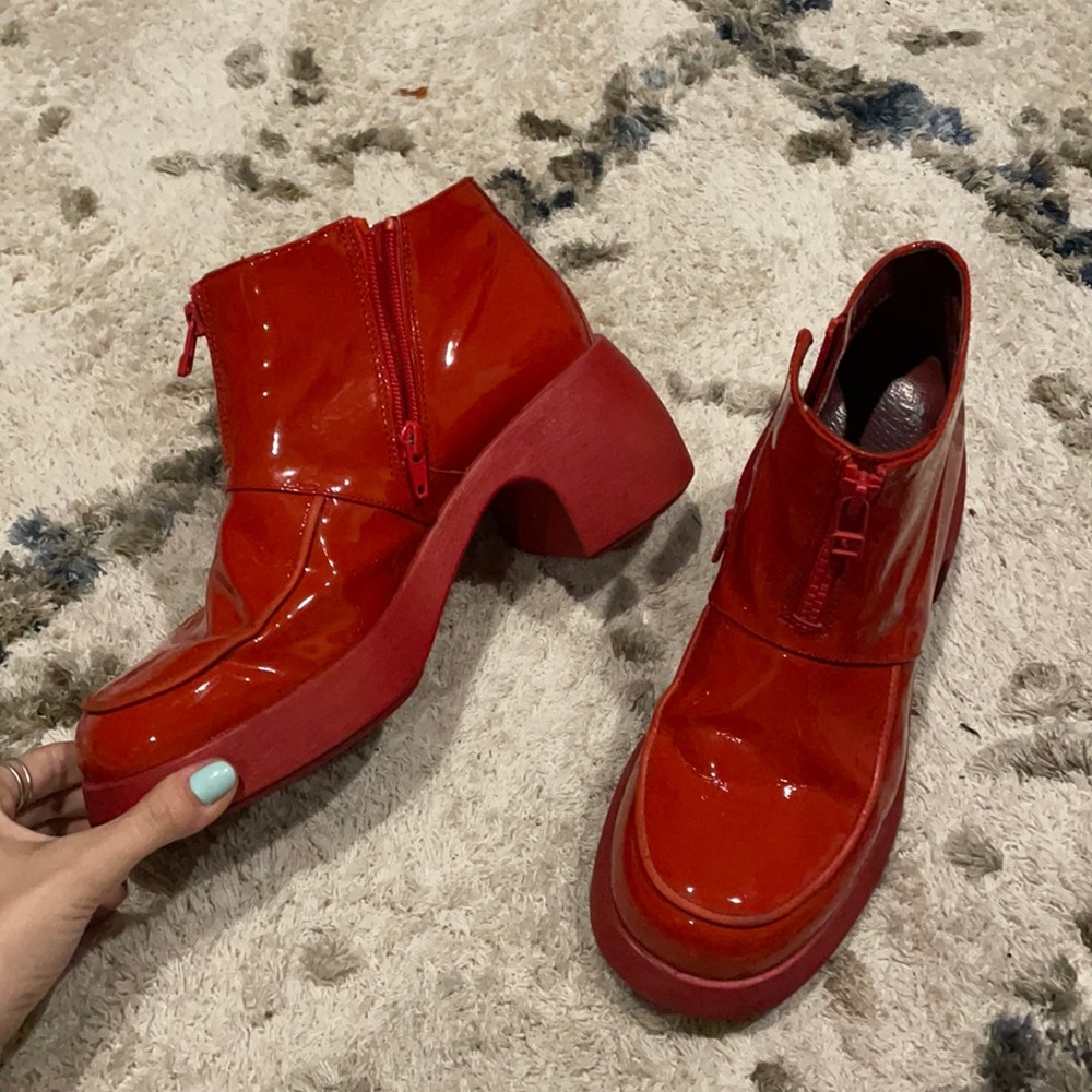 Camper red patent leather Thelma ankle boot